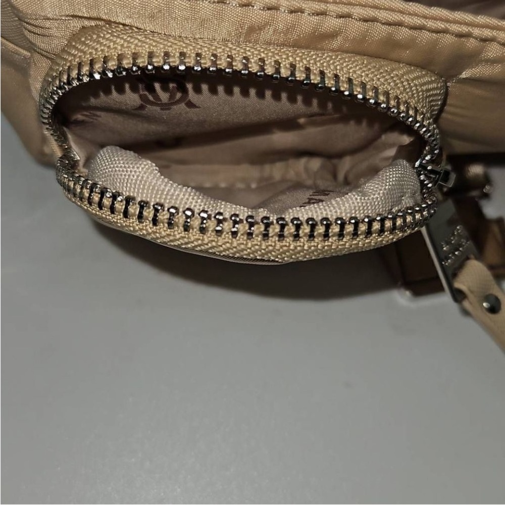 P0005.  Steve Madden Tan Crossbody Bag with Pouch - Picture 8 of 10